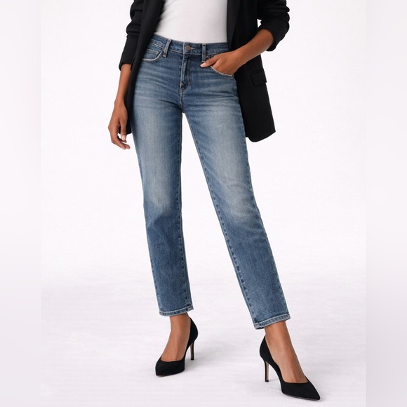 Citizens Of Humanity Denim - Citizens of Humanity Size 27 Medium Wash Slim Straight Jeans Made in USA